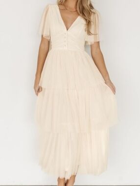 karalie maxi dress Karalie Maxi Dress Green Floral Ruffle Neck
